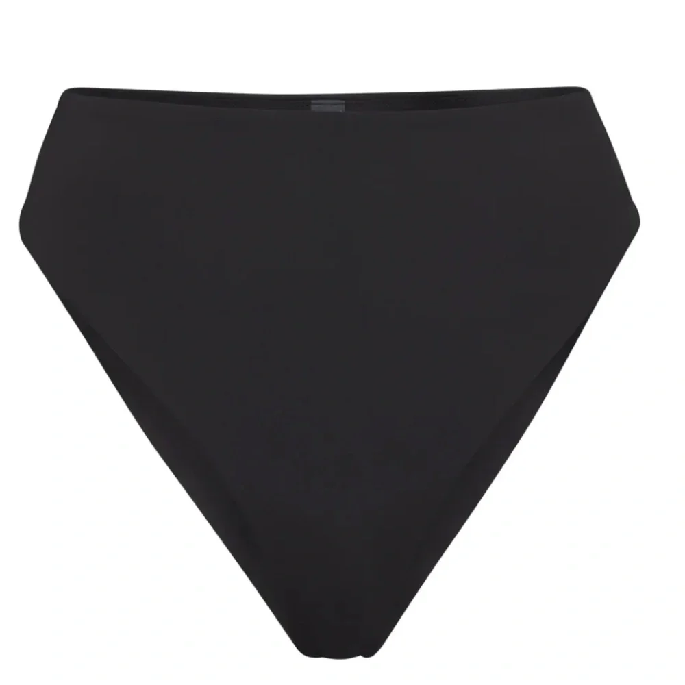 Black Women's High-Waist Bikini Set - Classic Scoop Top